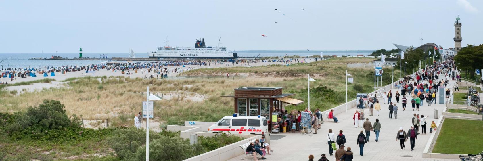 Warnemünde Seepromenade